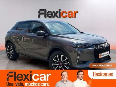 Usado DS Automobiles DS3 Crossback Performance 131 CV (96 kW) 2023 Gris SUV