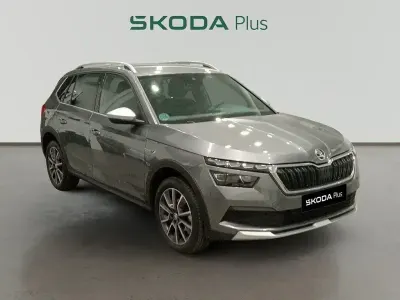 Usado Skoda Kamiq 110 HP (80 kW) 2022 Cinzento SUV