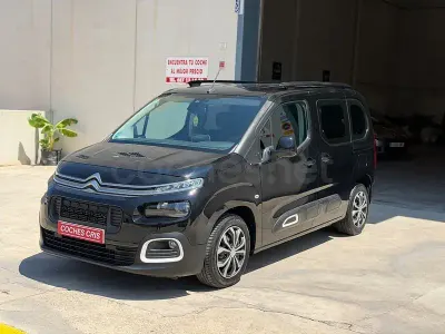 Usado Citroën Berlingo Feel 100 CV (73 kW) 2019 Negro Monovolumen