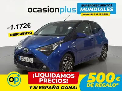 Usado Toyota Aygo X-clusiv 72 CV (52 kW) 2019 Azul Utilitario