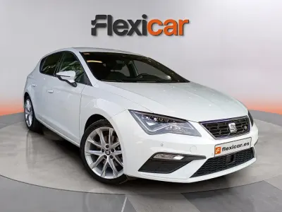 Usado Seat Leon FR 150 CV (110 kW) 2019 Blanco Berlina