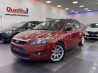 Naranja Usado 2009 Ford Focus Trend Berlina | 6500 € (Precio justo)