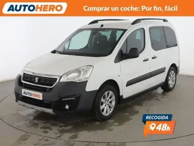 Usado Peugeot Partner Outdoor 120 CV (88 kW) 2017 Blanco Monovolumen