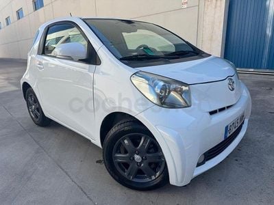 Käytetty Toyota iQ 68 HP (50 kW) 2009 Valkoinen Viistoperä