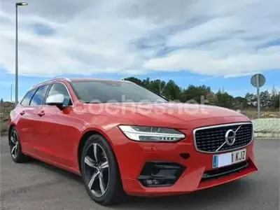 Usado Volvo V90 R-Design 190 CV (139 kW) 2018 Rojo Familiar
