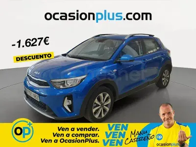 Usado Kia Stonic 100 CV (73 kW) 2025 Azul SUV
