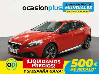 Usado Volvo V40 Summum 150 CV (110 kW) 2013 Rojo SUV