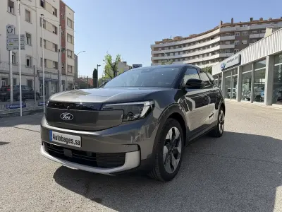 Nuevo Ford Explorer Premium 210 kW (286 CV) 2026 Gris SUV