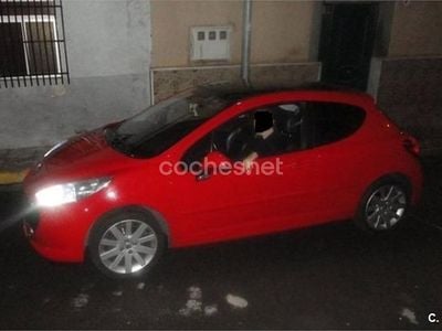 Usado Peugeot 207 GT 110 CV (80 kW) 2007 Rojo Berlina