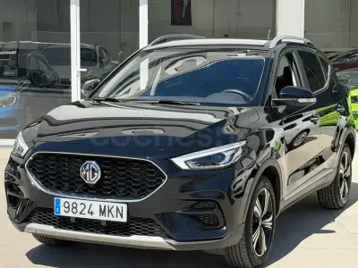 Usado MG ZS Luxury 106 CV (77 kW) 2023 Negro SUV