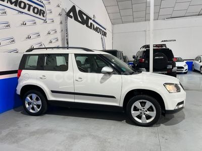 Usado Skoda Yeti Ambition 110 CV (80 kW) 2017 Blanco SUV