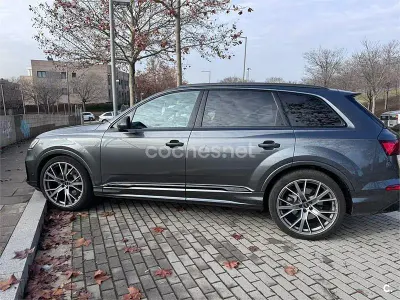 Usado Audi Q7 286 CV (210 kW) 2023 Gris / plata SUV