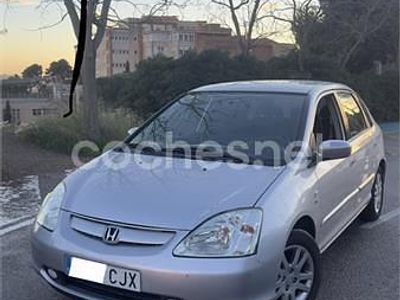 Gris / plata Usado 2003 Honda Civic ES Berlina | 3900 € (Precio justo)