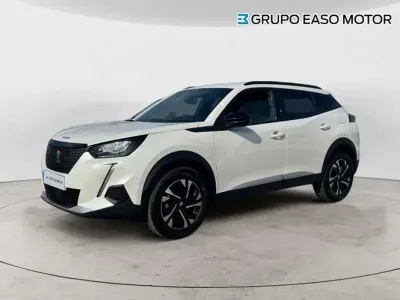 Usado Peugeot 2008 Allure 102 CV (75 kW) 2023 Blanco SUV