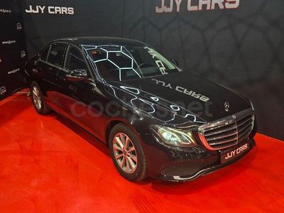Usado Mercedes E220 194 CV (142 kW) 2018 Negro Berlina