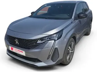 Usado Peugeot 3008 Allure 131 CV (96 kW) 2024 Gris SUV