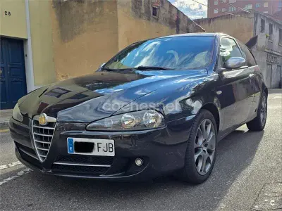 Usado Alfa Romeo 147 120 CV (88 kW) 2006 Negro Utilitario