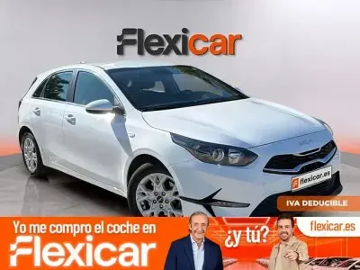 Usado Kia Ceed 136 CV (100 kW) 2023 Blanco Utilitario
