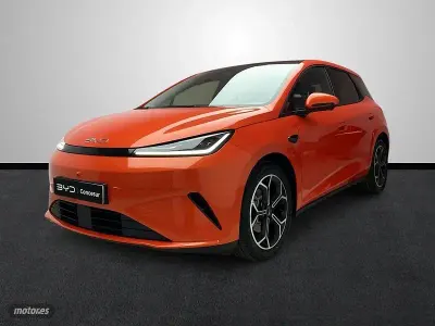 Nuevo BYD Dolphin Comfort 155 kW (212 CV) 2026 Naranja Utilitario