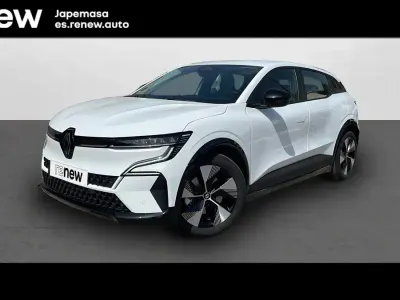 Usado Renault Mégane IV Equilibre 95 kW (130 CV) 2023 Blanco glaciar Berlina