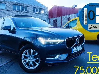 Usado Volvo XC60 Momentum 390 CV (286 kW) 2020 Gris / plata SUV