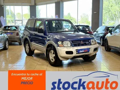 Usado Mitsubishi Montero 165 CV (121 kW) 2000 Azul SUV