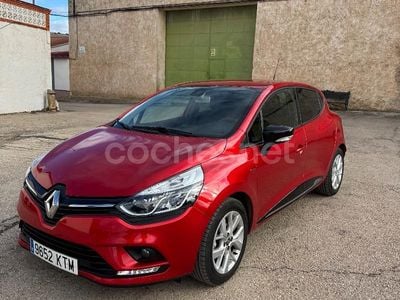 Rojo Usado 2019 Renault Clio IV LIMITED Berlina | 11.000 € (Buen precio)