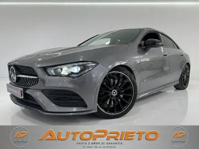 Usado Mercedes CLA200 150 CV (110 kW) 2020 Gris / plata Berlina