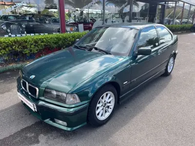 Usado BMW 318 90 CV (66 kW) 1999 Verde Berlina
