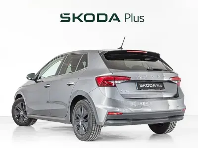 Usado Skoda Fabia Selection 115 CV (84 kW) 2024 Gris Utilitario