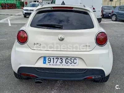 Usado Alfa Romeo MiTo Distinctive 90 CV (66 kW) 2009 Blanco Utilitario