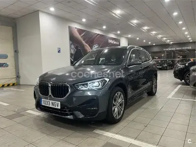 Usado BMW X1 Performance 220 CV (161 kW) 2020 Gris / plata SUV
