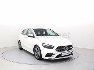 Usado Mercedes B200 AMG line 150 CV (110 kW) 2024 Blanco Monovolumen