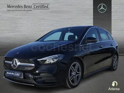 Usado Mercedes B200 150 CV (110 kW) 2022 Negro noche Utilitario