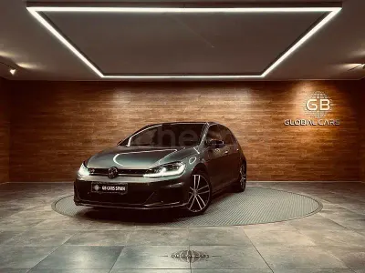 Usado VW Golf VII GTD 184 CV (135 kW) 2018 Gris / plata Berlina