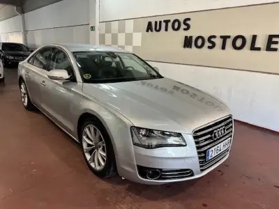 Usado Audi A8 250 CV (183 kW) 2011 Gris / plata Berlina