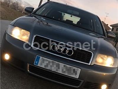 Gris / plata Usado 2004 Audi A4 Berlina | 5500 € (Un poco caro)
