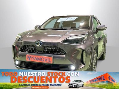 Usado Toyota Yaris Cross Style 116 CV (85 kW) 2021 Gris / plata SUV
