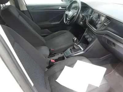 Usado VW T-Roc Edition 116 CV (85 kW) 2022 Blanco SUV