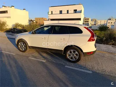 Usado Volvo XC60 Summum 185 CV (136 kW) 2010 Blanco SUV