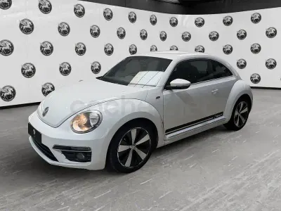 Usado VW Beetle R-line 140 CV (102 kW) 2013 Blanco Utilitario