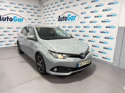 Toyota Auris Hybrid
