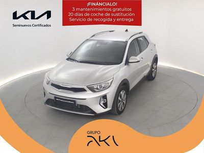 Usado Kia Stonic 100 CV (73 kW) 2024 Gris SUV