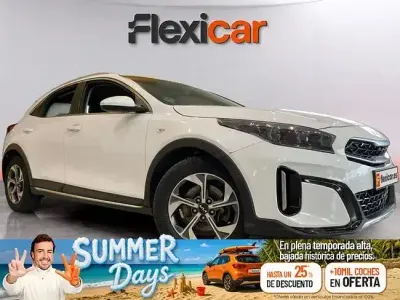 Usado Kia XCeed 120 CV (88 kW) 2023 Blanco SUV