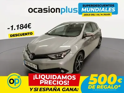 Usado Toyota Auris Hybrid
