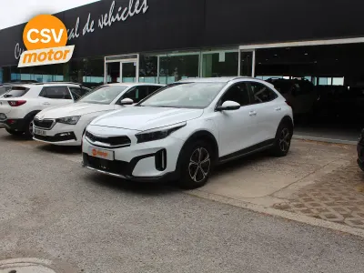 Usado Kia XCeed 141 CV (103 kW) 2023 Blanco SUV