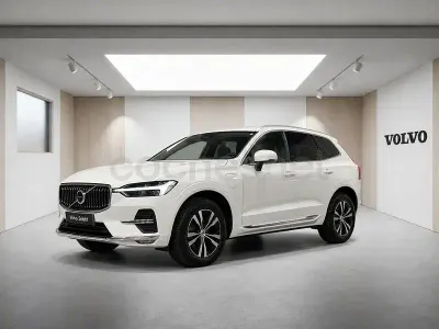 Usado Volvo XC60 Core 350 CV (257 kW) 2025 Blanco SUV