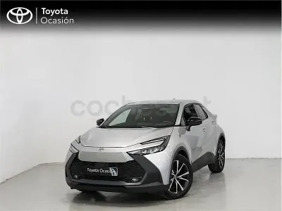 Usado Toyota C-HR Advance 140 CV (102 kW) 2024 Gris / plata SUV