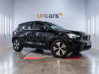 Usado Volvo XC40 Core 211 CV (155 kW) 2023 Negro SUV
