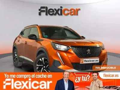 Usado Peugeot 2008 Allure 131 CV (96 kW) 2023 Naranja SUV